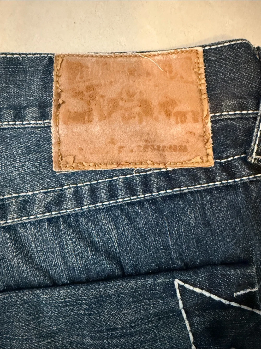 Y2K True Religion Men's Billy Dark Blue Jeans White Stitching